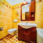 Joy Romantic Retreat & Vibe Διαμέρισμα Τιμισοάρα