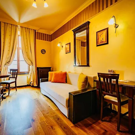 Joy Romantic Retreat & Vibe