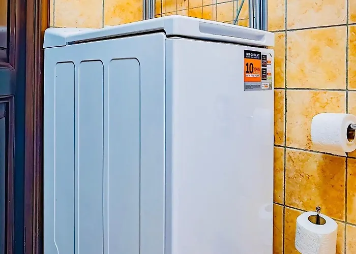 Joy Romantic Retreat & Vibe